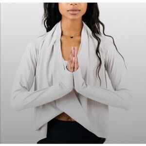 ZYIA active haze yoga shawl wrap hooded top pullover grey white M women top